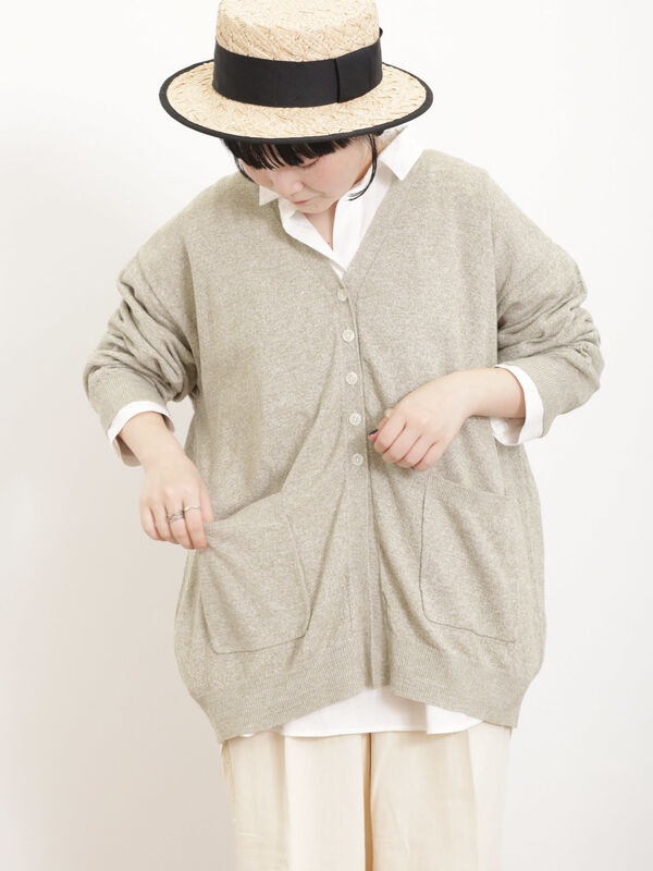 マシンウォッシャブル】Vネックニットカーディガン（トップス