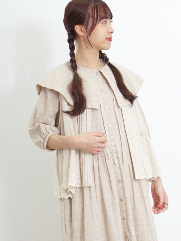 トワヴァーズ カーキベージュ 長袖ワンピース セーラータイプ トワヴァーズ カーキベージュ 長袖ワンピース セーラータイプ