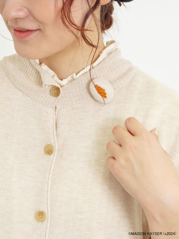 MAISON KAYSER】ブローチ付ニットカーディガン（トップス/カーディガン