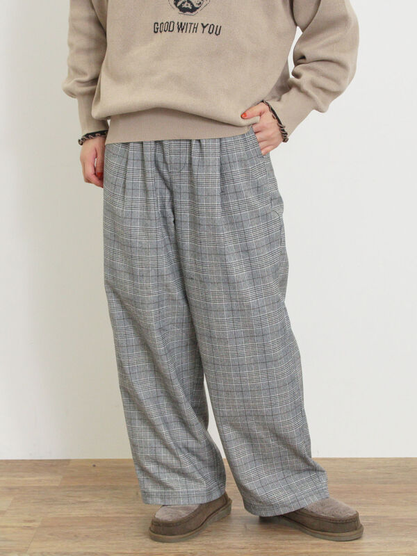 保温加工・帯電防止】ストレートパンツ（ボトムス/パンツ）【セール