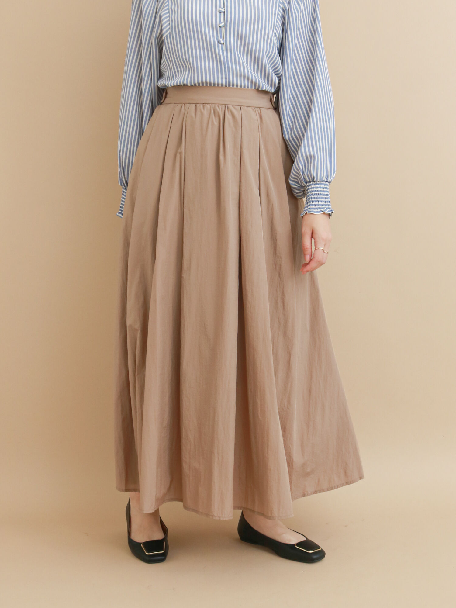 ナイロンワッシャーギャザースカート（ボトムス/スカート）｜Te chichi