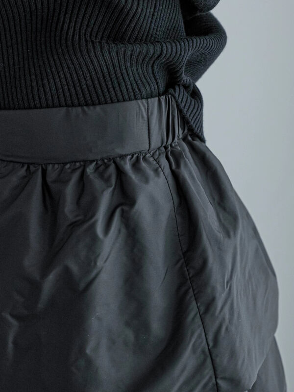 ナイロンタフタティアードタイトスカート（ボトムス/スカート