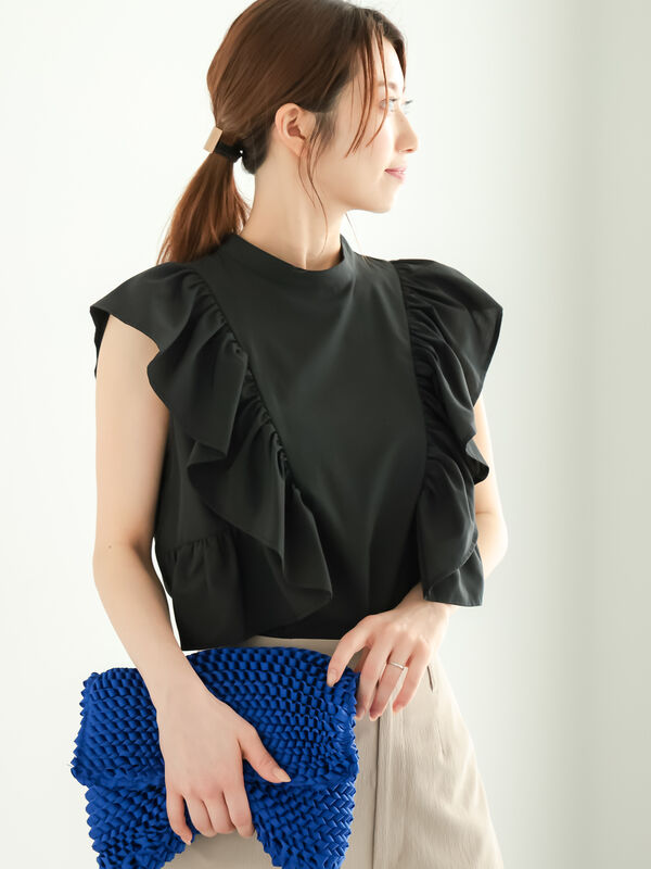 TOMO KOIZUMI 黒ラッフルスリーブTシャツ　チュール　ブラウス　フリル ラッフルフリルブラウス（トップス/シャツ・ブラウス）【セール】｜Te