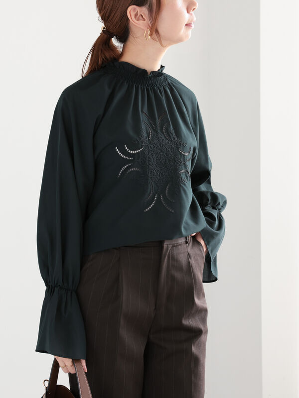 フロントエンブロイダリーブラウス（トップス/シャツ・ブラウス