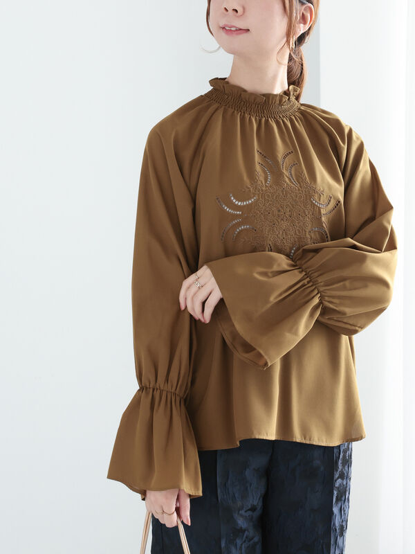 フロントエンブロイダリーブラウス（トップス/シャツ・ブラウス