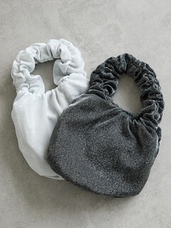 【完売必至】∞コムデギャルソン ぐるっとジップのハンドバッグ COMME DES GARCONS 限定 台形ステアバッグ L UNISEX (COMME des