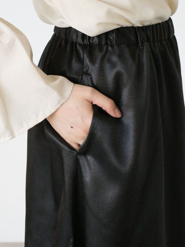 サテンフレアスカート（ボトムス/スカート）【セール】｜Te chichi