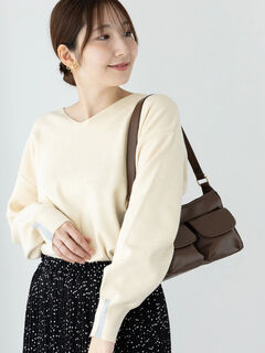 トップス(ホワイト/白系)のセール・アウトレット｜レディース