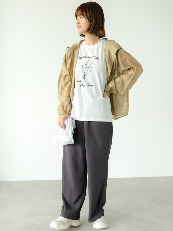 Canon  製  lvsb [ E・P ] 付き＋R・W 接触冷感】フラワーモチーフ柄トップス（トップス/カットソー