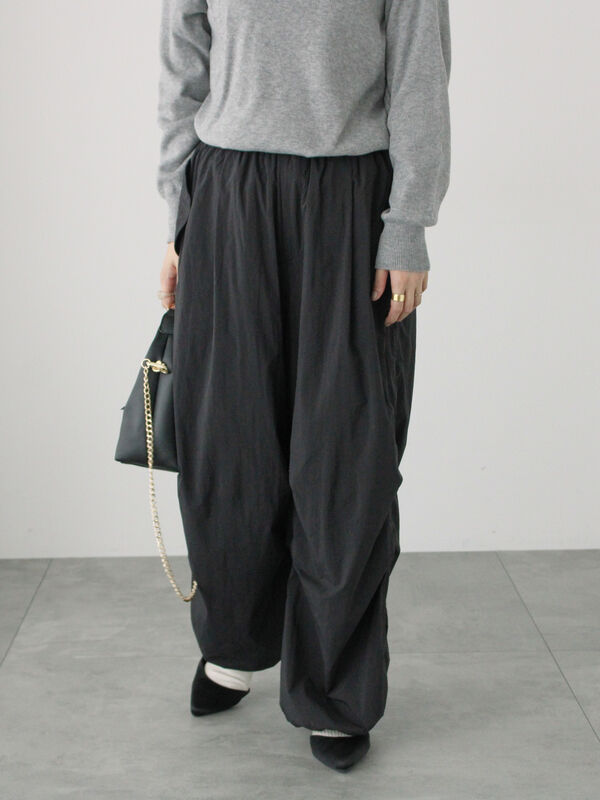 ナイロンパラシュートパンツ（ボトムス/パンツ）【セール