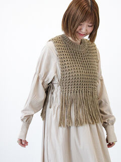 モンクレールサカイ　ヒトミHITOMI フリルベスト モンクレールサカイヒトミHITOMI フリルベスト