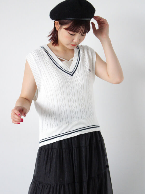 ハート刺繍チルデンベスト（アウター/ベスト）【セール】｜ehka sopo