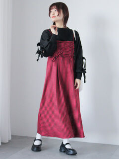 レッド/赤系アイテムのセール・アウトレット｜レディースファッション