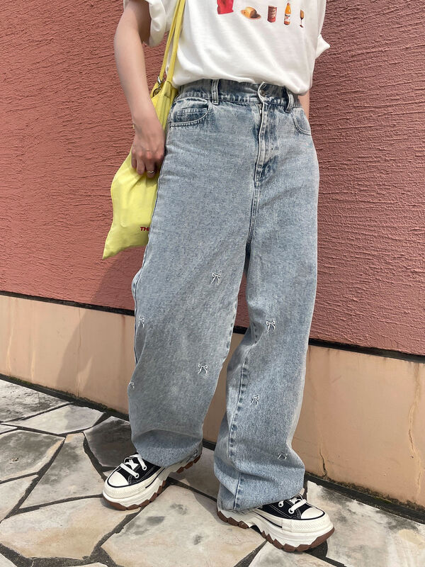 ◎リボン刺繍ストレートデニムパンツ（ボトムス/パンツ）【セール