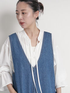 【極美品】Ballsey ポリエステルコスモスプリントギャザーチュニックブラウス 極美品】Ballsey ポリエステルコスモスプリントギャザー